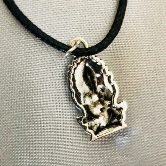 New Ganesha Elephant God Pendent Necklace - Picture 6 of 7